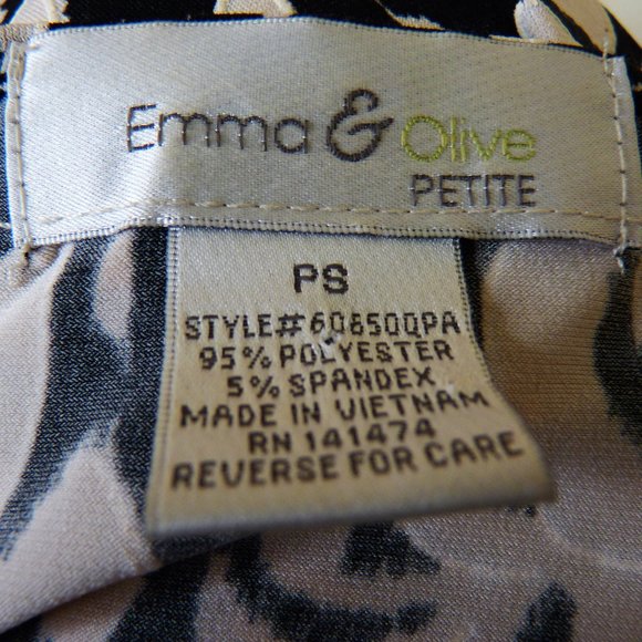 Emma & Olive Petite Tunic with Bell Sleeves - Picture 5 of 5